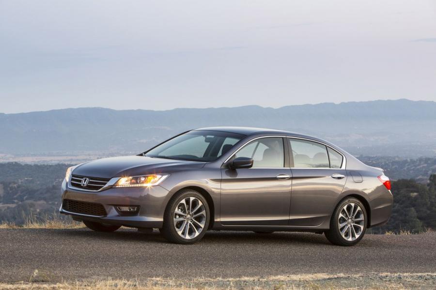  Honda Accord Sport Sedan 2013 года  (фото 51 из 147)
